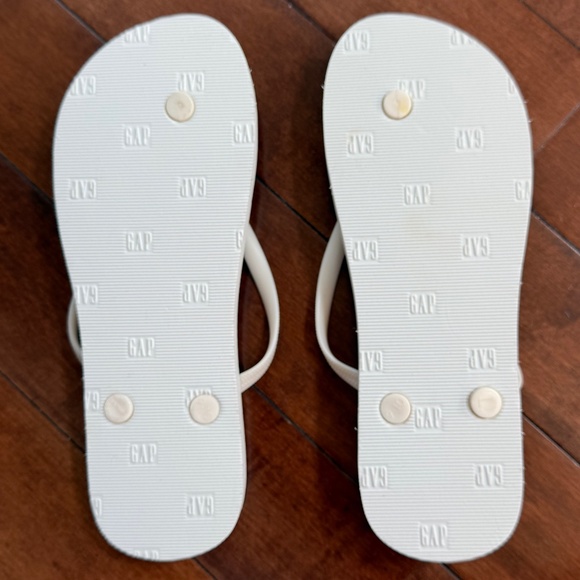 NWOT Gap Women's Blue & White Stripe Printed Flip Flop Sandals, size 9-10 - Picture 7 of 8